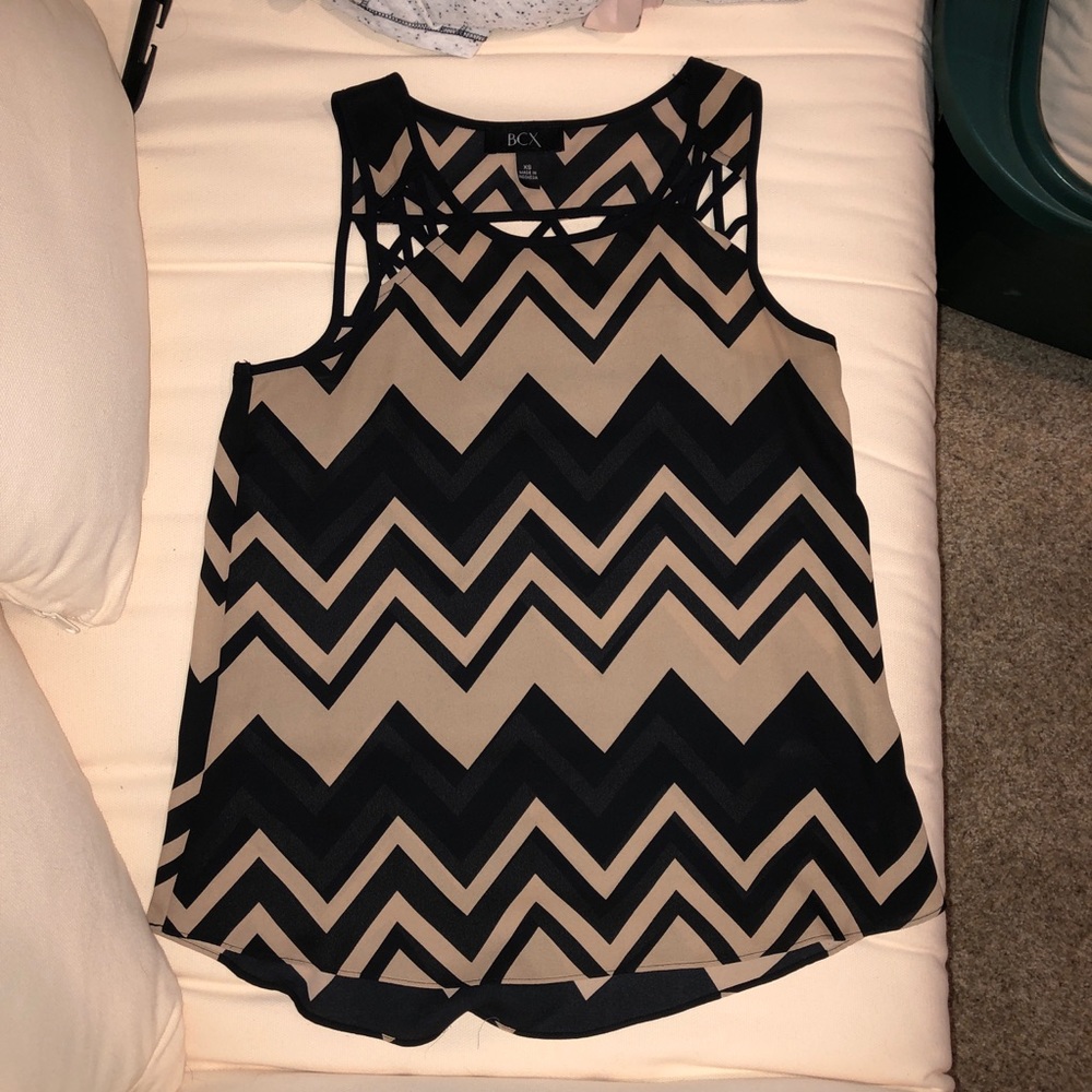 Black and Tan Flowy Tank
